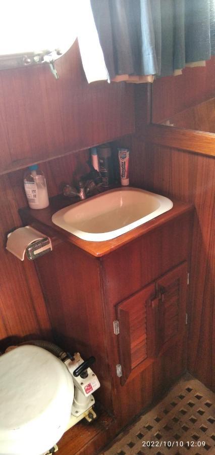 Luxury 45 Hotel Castelldefels Bagian luar foto